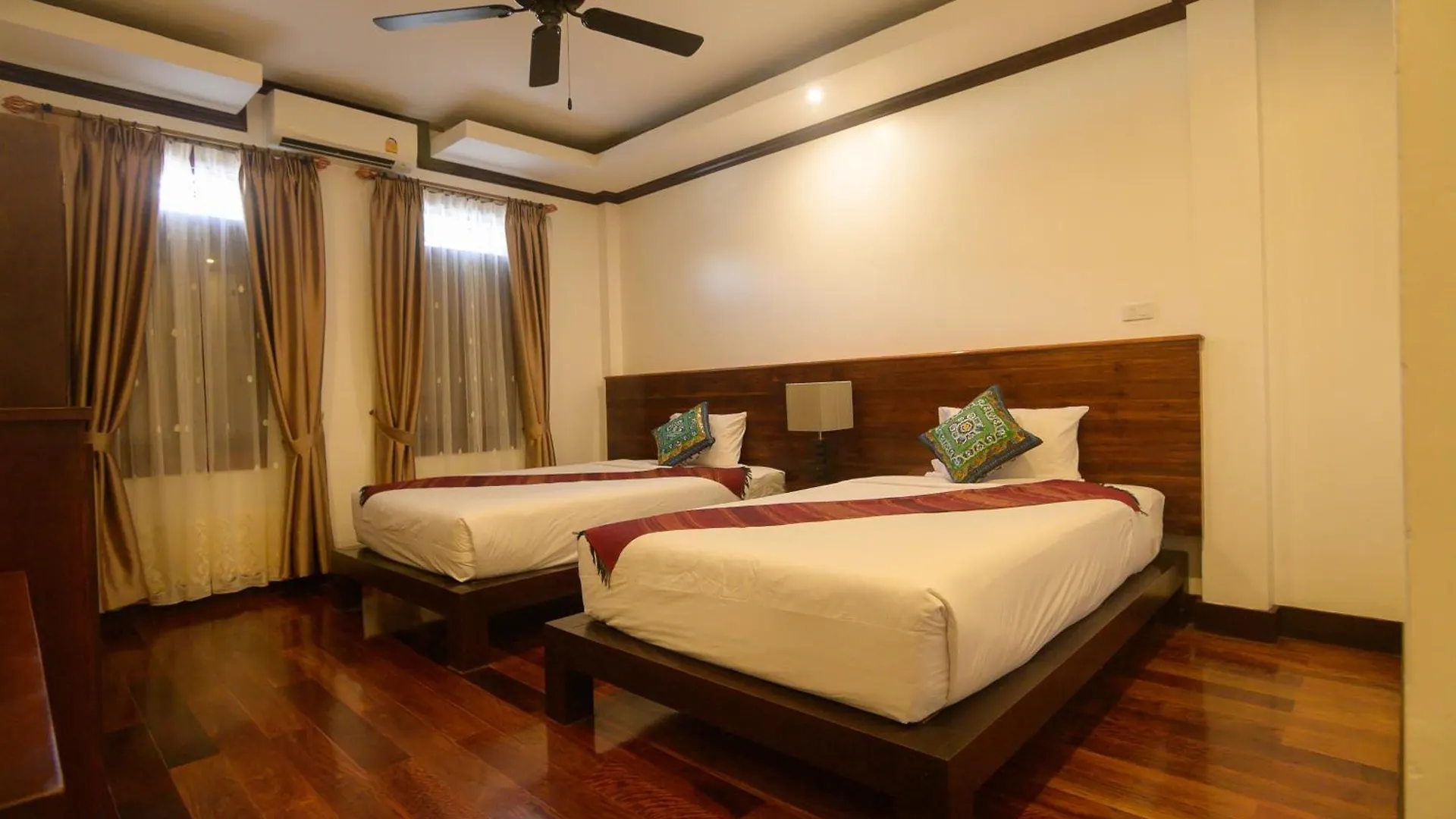 Lux Hotel Luang Prabang 3*,  Laos