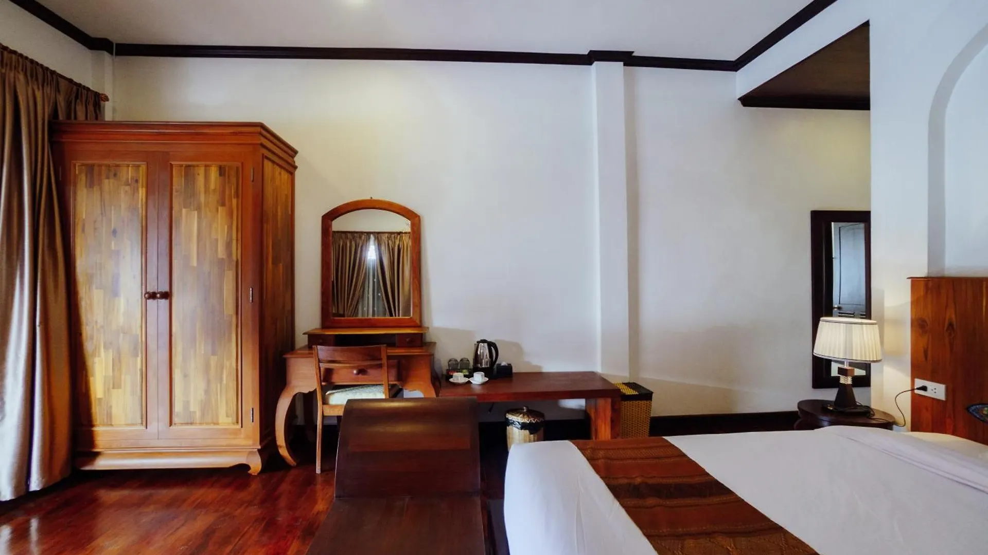 Lux Hotel Luang Prabang 3*,  Laos