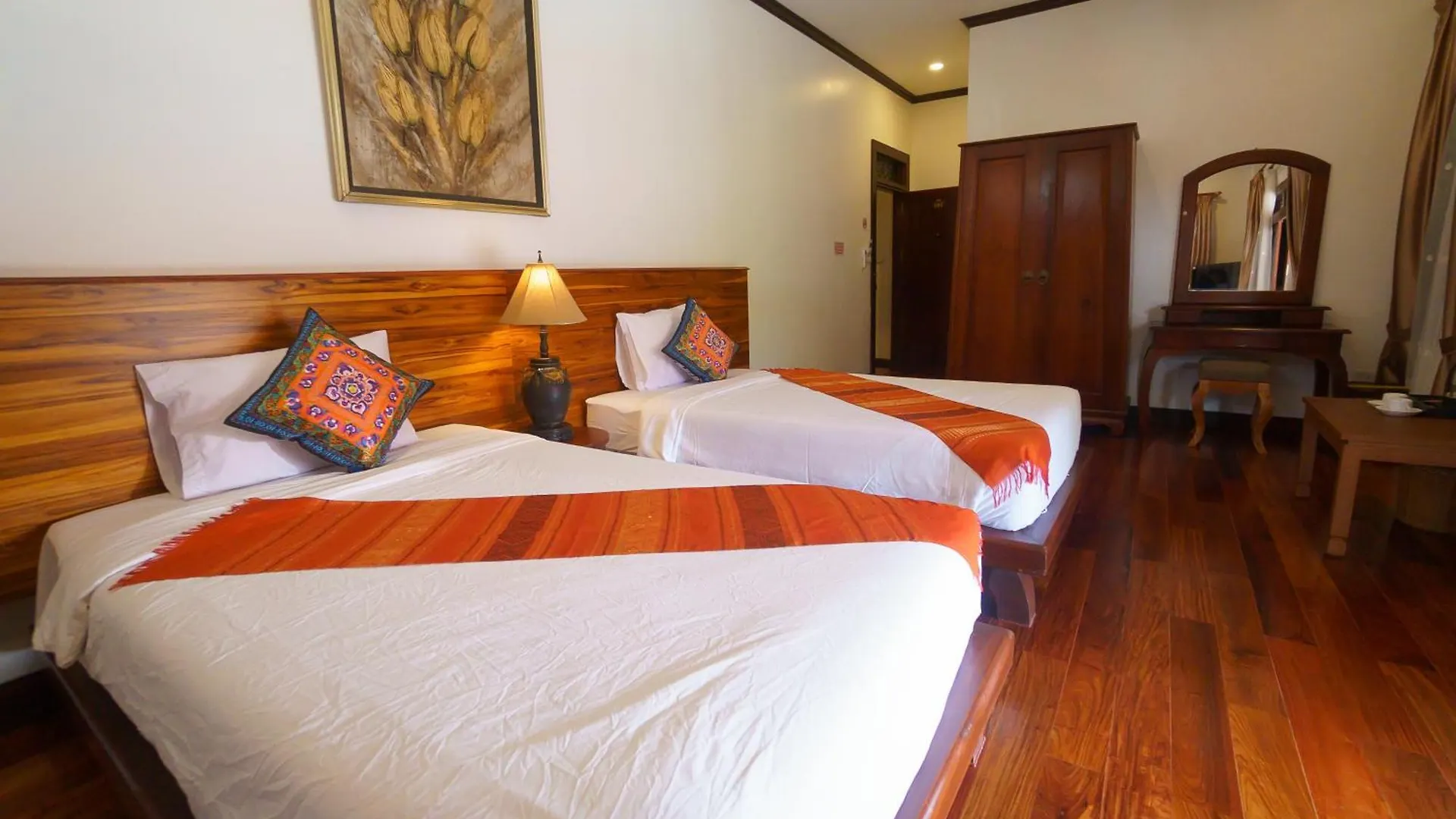 Lux Hotel Luang Prabang 3*,  Laos