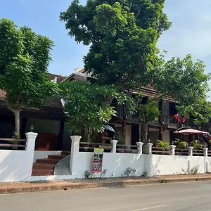 Golden Lotus Namkhan View Hotel