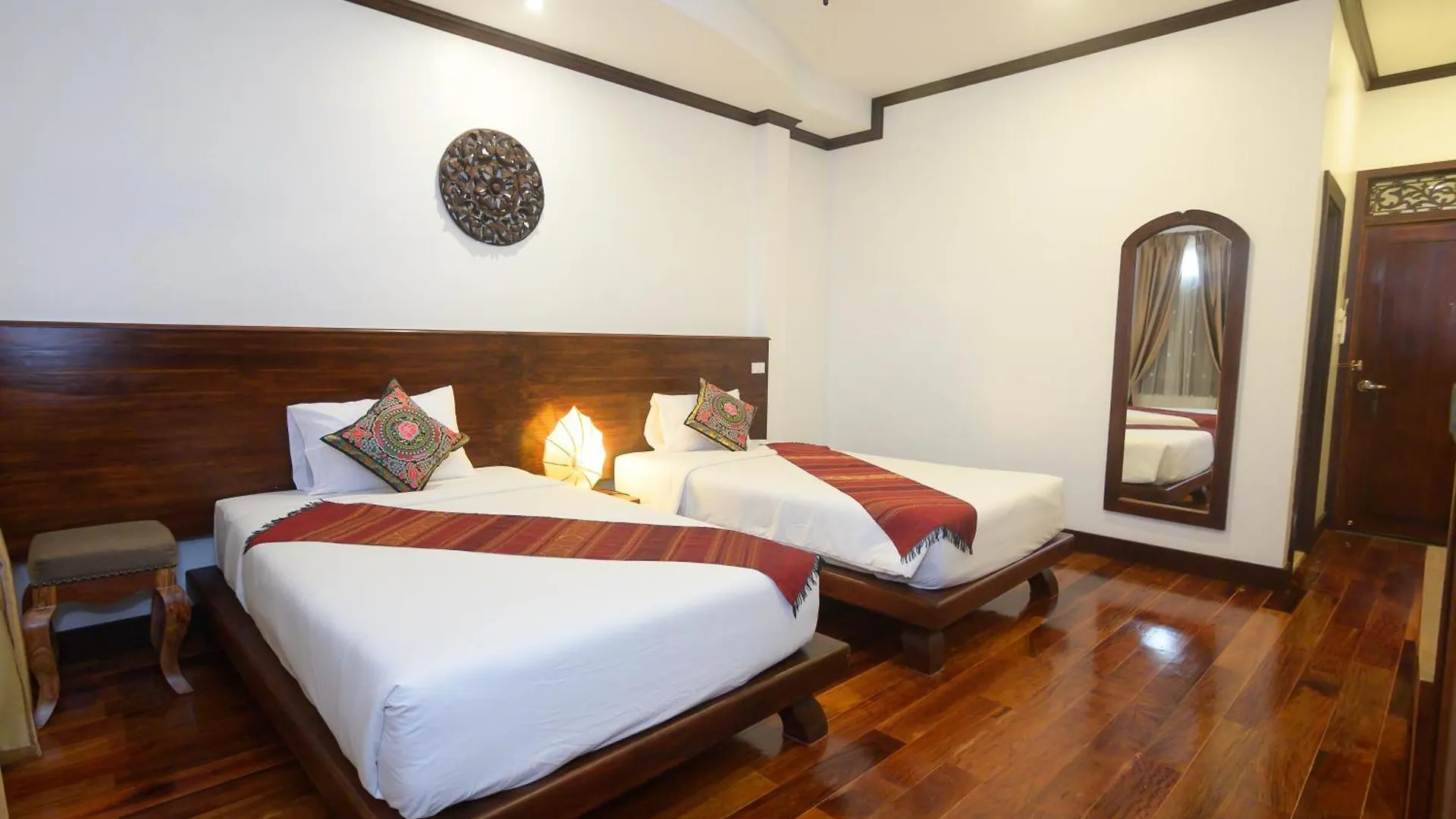 Lux Hotel Luang Prabang 3*,